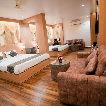 Hotel Jk Palace Allāhābād Junction المظهر الخارجي الصورة