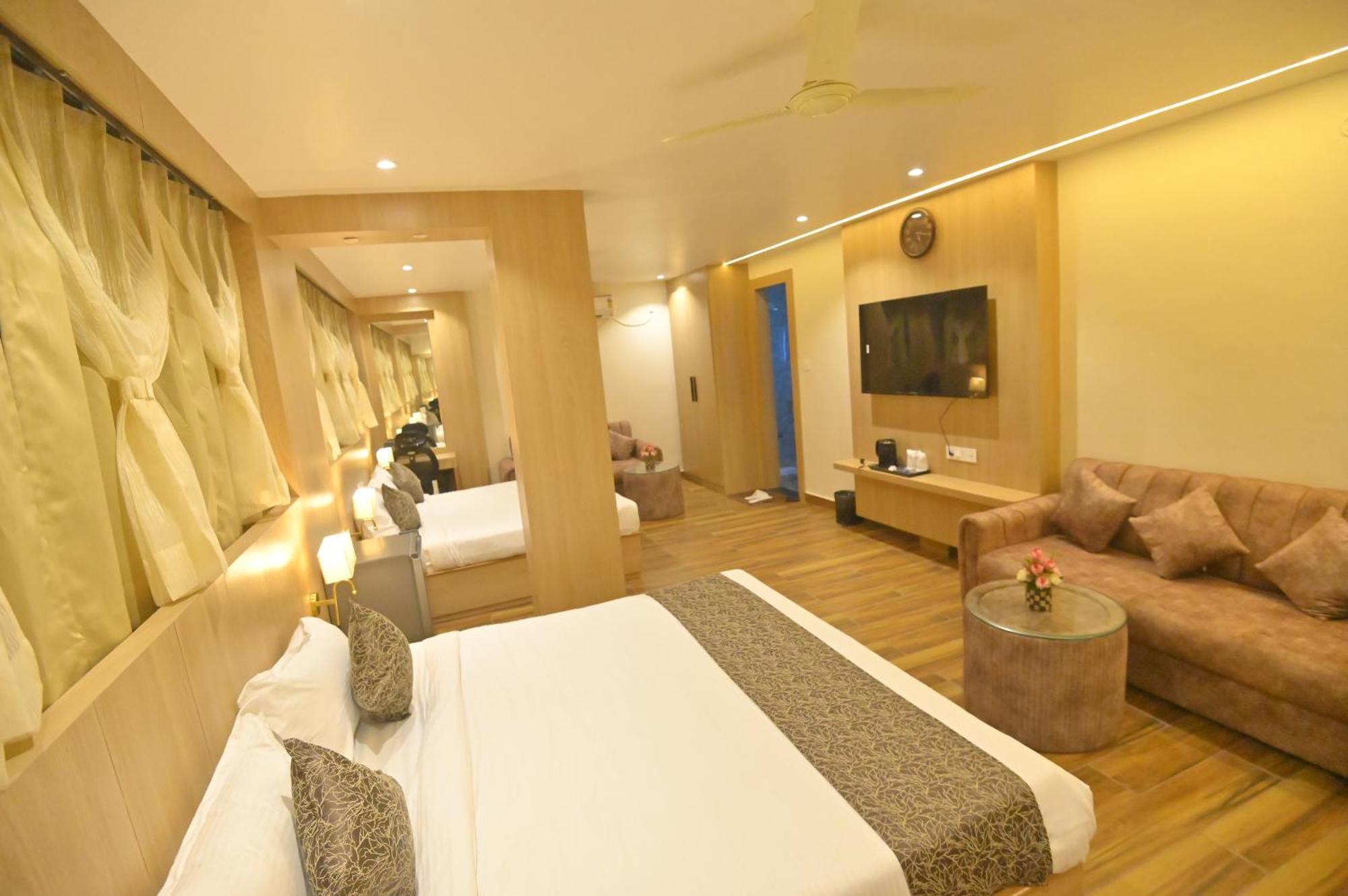 Hotel Jk Palace Allāhābād Junction المظهر الخارجي الصورة